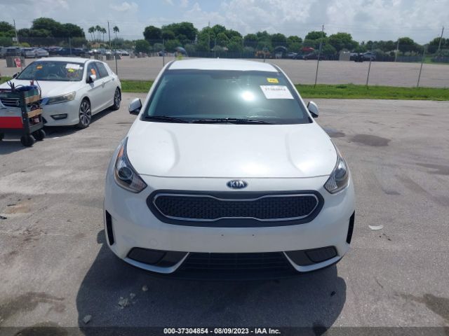 KNDCB3LC1K5339628 KIA NIRO FE