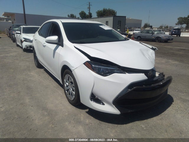 2018 TOYOTA COROLLA LE VIN: 2T1BURHE8JC026130