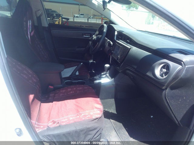 2018 TOYOTA COROLLA LE VIN: 2T1BURHE8JC026130