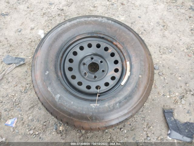 1GKS1GKC0KR103038 GMC Yukon Xl Slt
