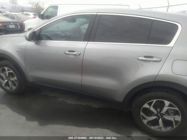 KNDPMCAC5N7017081 KIA Sportage Lx