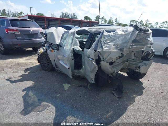 2017 MINI HARDTOP WMWXU1C50H2E18073 Photo 2