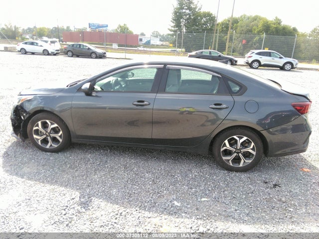 2019 KIA FORTE LXS VIN: 3KPF24ADXKE027553