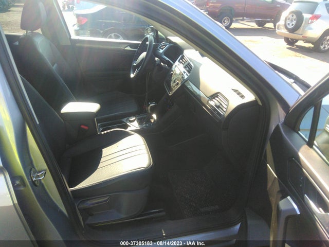 2022 Volkswagen Tiguan Se მანქანა იყიდება აუქციონზე, vin: 3VV2B7AX8NM015214, აუქციონის ნომერი: 37305183