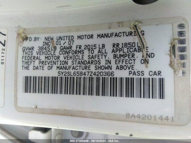 2007 PONTIAC VIBE VIN: 5Y2SL65847Z420366