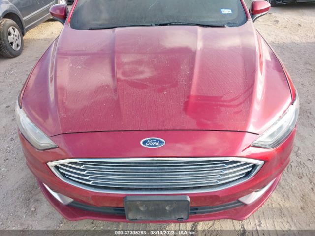 3FA6P0HDXJR114835 Ford FUSION SE
