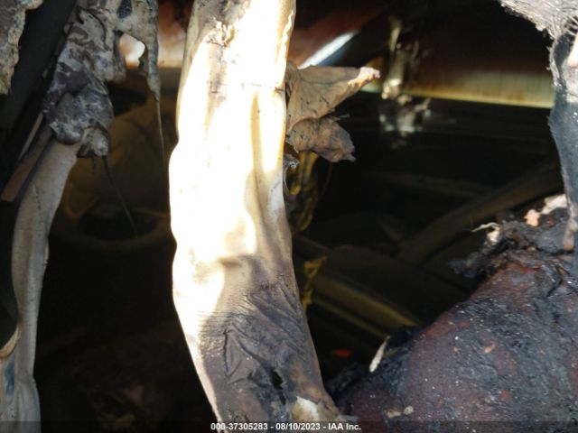 3FA6P0HDXJR114835 Ford FUSION SE