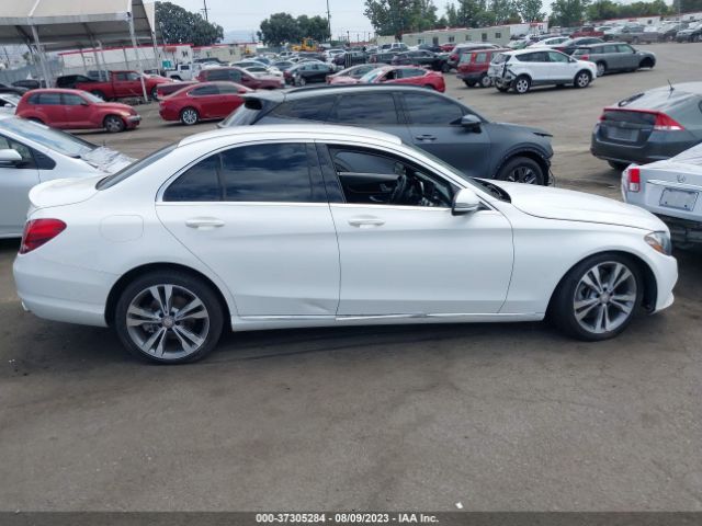 55SWF4JB2GU172735 Mercedes-Benz C-class C 300
