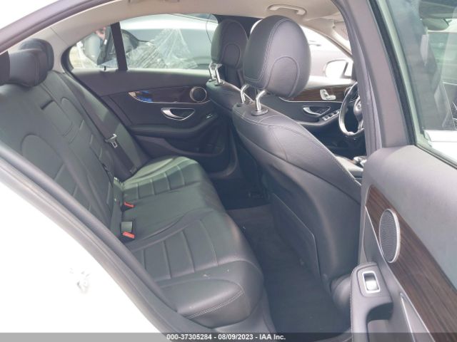 55SWF4JB2GU172735 Mercedes-Benz C-class C 300