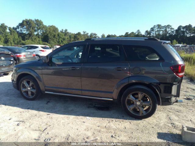 3C4PDCGG7FT639379 Dodge Journey Crossroad