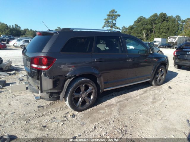 3C4PDCGG7FT639379 Dodge Journey Crossroad
