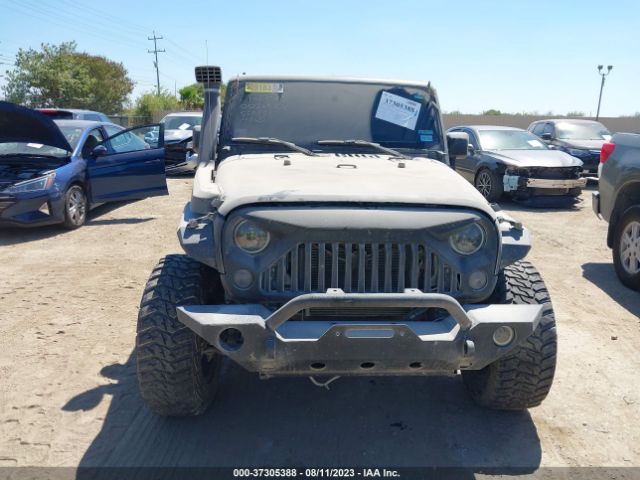 1C4BJWDG2FL550551 Jeep Wrangler Unlimited Sport