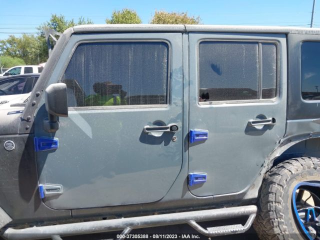 1C4BJWDG2FL550551 Jeep Wrangler Unlimited Sport