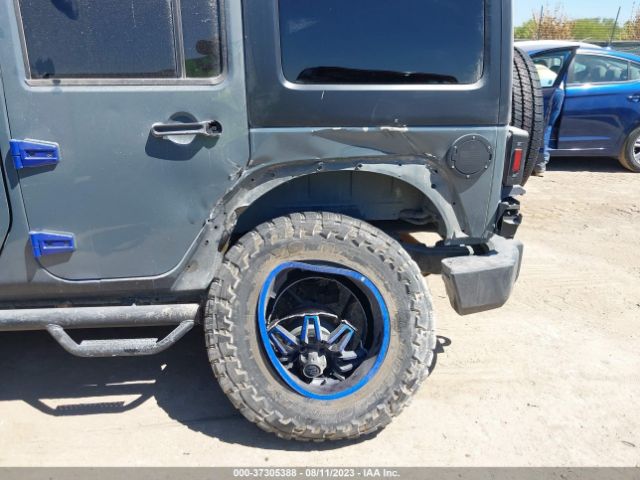 1C4BJWDG2FL550551 Jeep Wrangler Unlimited Sport