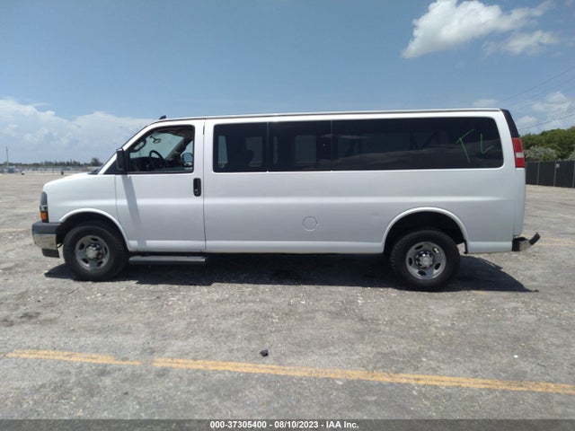 Chevrolet Express Passenger Lt 2017 1GAZGPFG3H1261914 Image 14