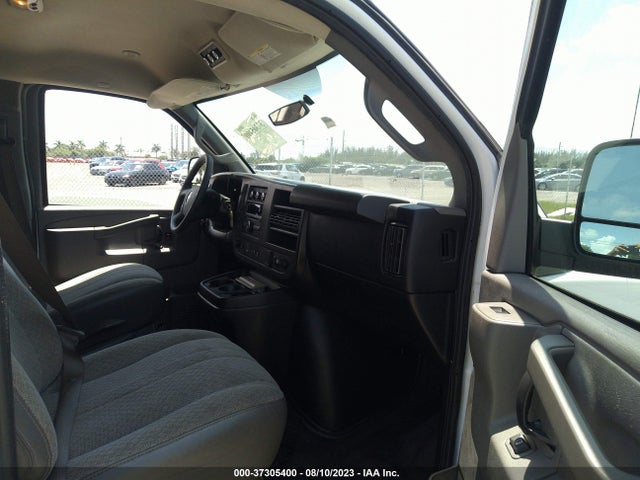 Chevrolet Express Passenger Lt 2017 1GAZGPFG3H1261914 Image 5