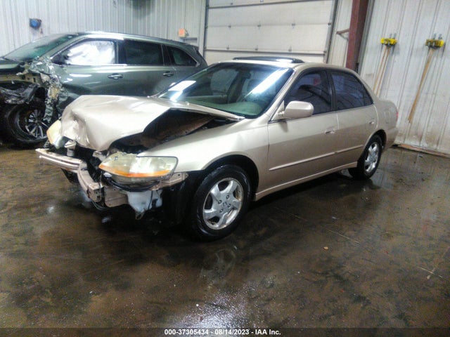 2000 HONDA ACCORD SDN EX VIN: JHMCG565XYC040247