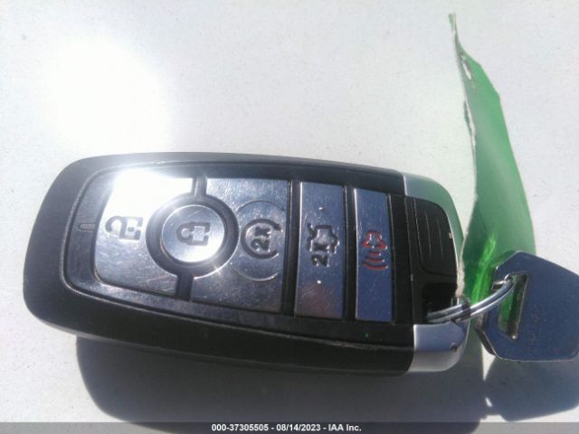 3FA6P0H70JR240275 Ford FUSION SE
