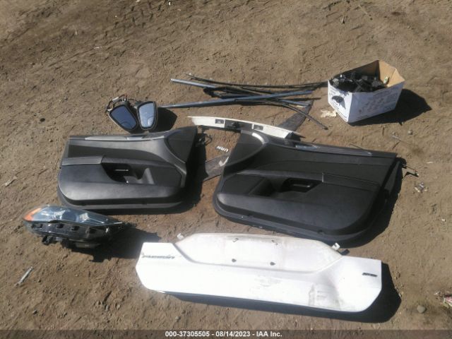 3FA6P0H70JR240275 Ford FUSION SE
