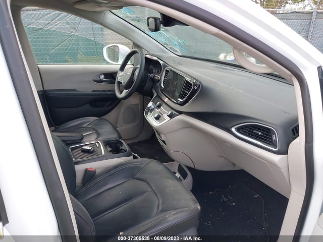 2C4RC1BG5NR128293 Chrysler Pacifica Touring L