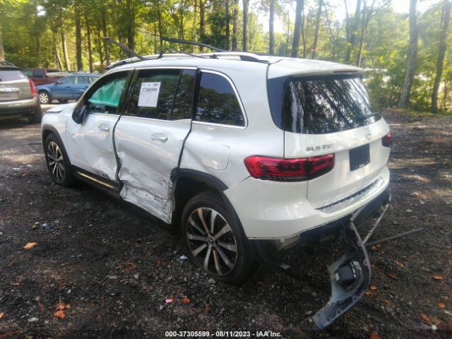 2021 MERCEDES-BENZ GLB W1N4M4HBXMW141771 Photo 2