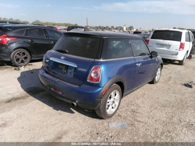 2012 MINI COOPER HARDTOP WMWSU3C51CT185441 Photo 3