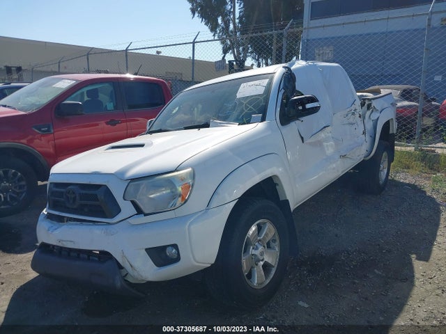 Toyota Tacoma Prerunner 2015 3TMJU4GN7FM179869 Image 2