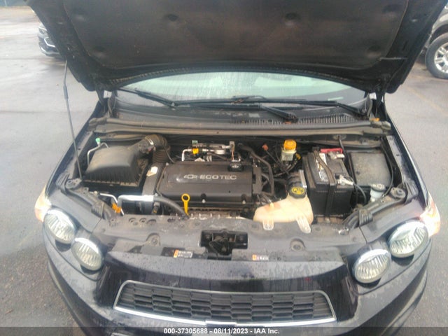 Chevrolet SONIC LS 2015 1G1JA5SH9F4165881 Image 10