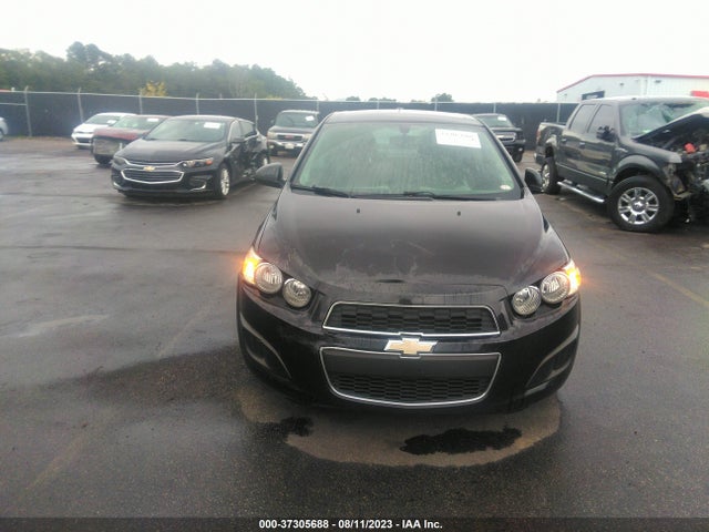 Chevrolet SONIC LS 2015 1G1JA5SH9F4165881 Image 12