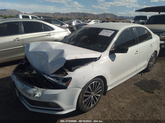3VWD17AJ0GM405777 Volkswagen Jetta Sedan 1.8t Sport