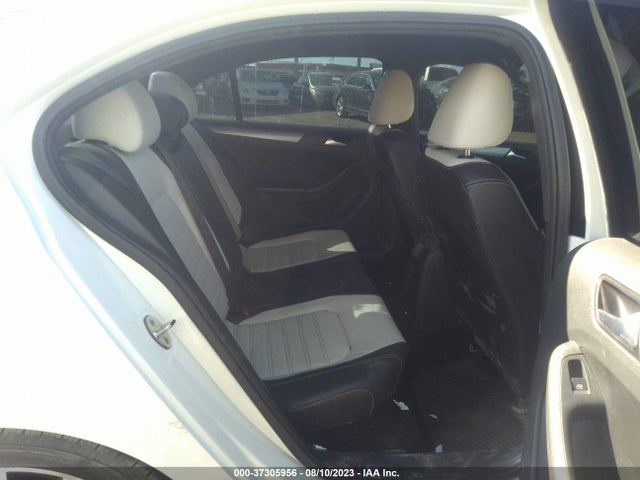3VWD17AJ0GM405777 Volkswagen Jetta Sedan 1.8t Sport