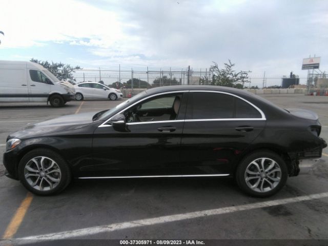 55SWF4JB4FU056032 Mercedes-Benz C-class C 300