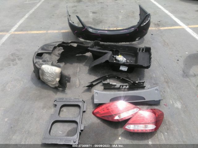 55SWF4JB4FU056032 Mercedes-Benz C-class C 300