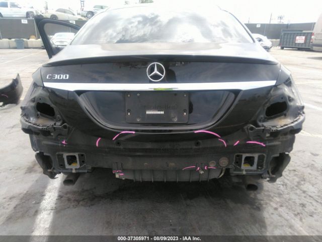 55SWF4JB4FU056032 Mercedes-Benz C-class C 300