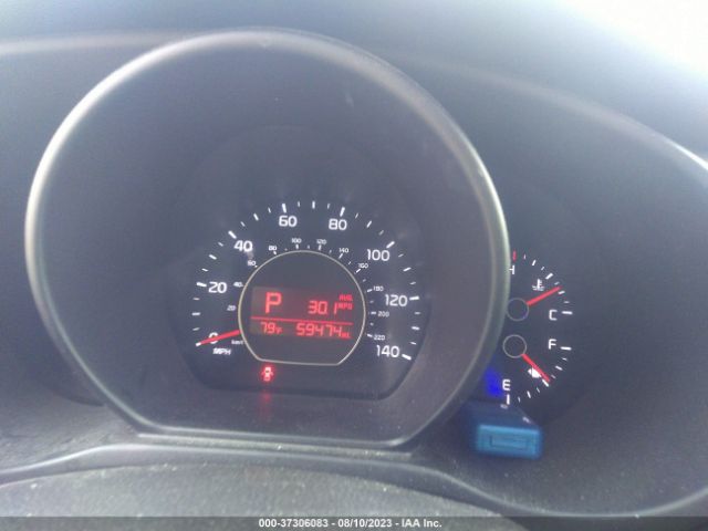 KNDJN2A26J7903912 KIA Soul Base