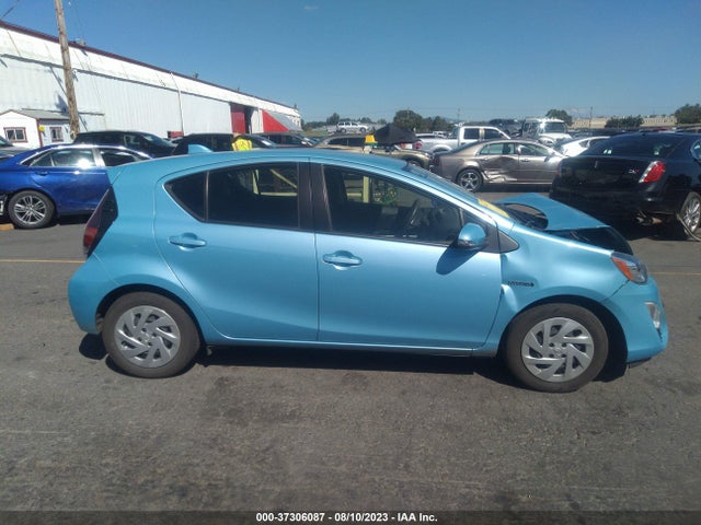 Toyota Prius C One/two/three/four 2016 JTDKDTB34G1136870 Image 5