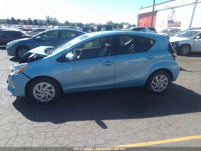 Toyota Prius C One/two/three/four 2016 JTDKDTB34G1136870 Image 6