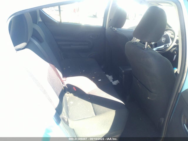 Toyota Prius C One/two/three/four 2016 JTDKDTB34G1136870 Image 14