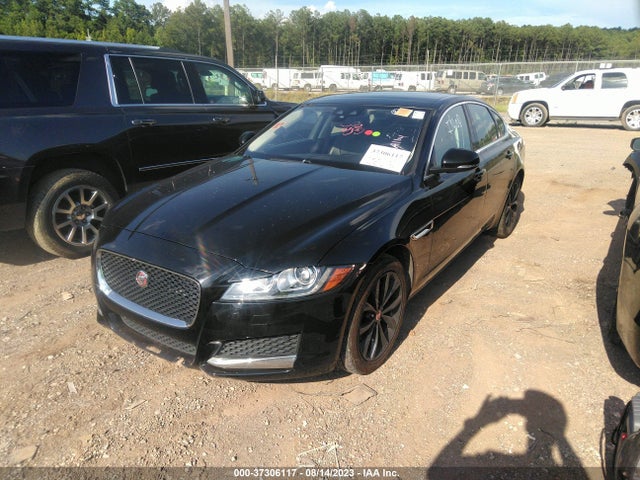 2019 JAGUAR XF SAJBJ4FX7KCY79100 Photo 1