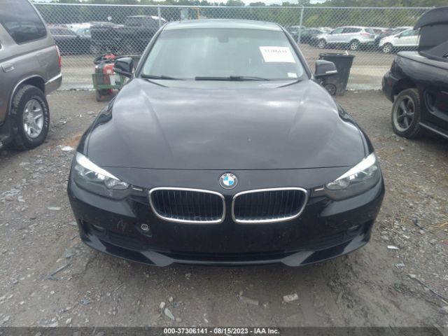 WBA3C3C54EP660681 BMW 3 Series 320i Xdrive