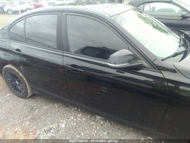 WBA3C3C54EP660681 BMW 3 Series 320i Xdrive