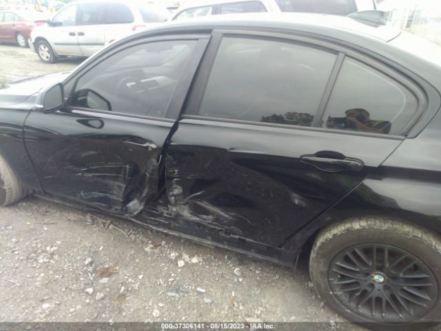 WBA3C3C54EP660681 BMW 3 Series 320i Xdrive