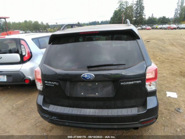 JF2SJAWC4JH545927 Subaru Forester Touring