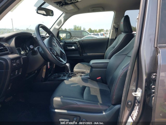 Toyota 4RUNNER SR5 2019 JTEBU5JR3K5647906 Image 11
