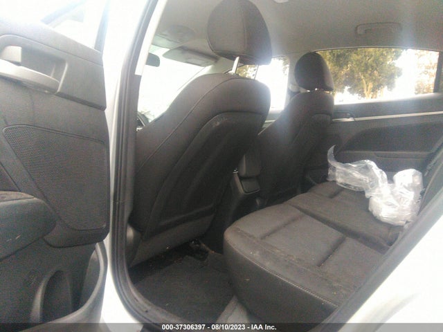 2018 HYUNDAI ELANTRA SEL VIN: KMHD84LFXJU646136