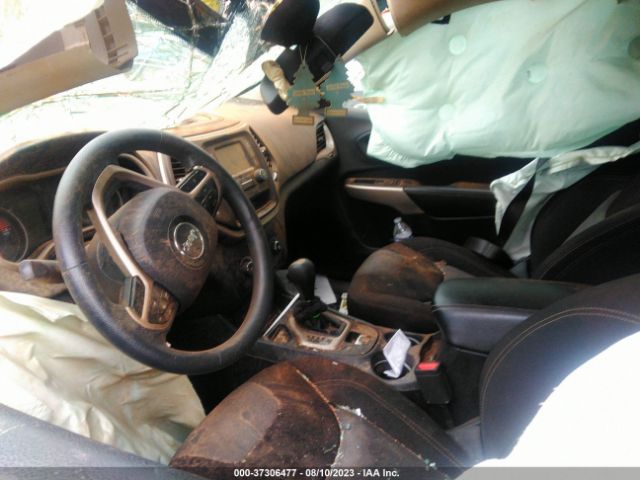 1C4PJLCX3JD553404 Jeep Cherokee Latitude