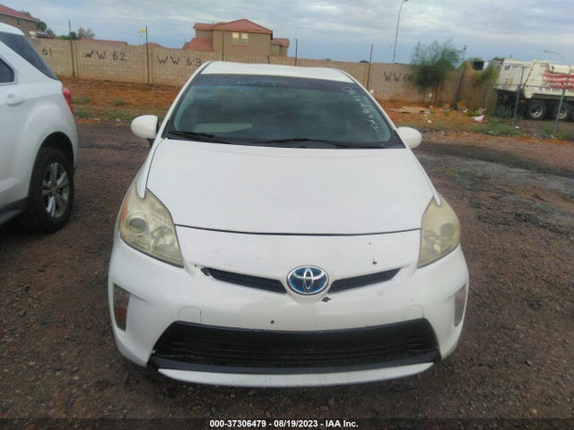 Toyota Prius Four/five/three/one/two 2014 JTDKN3DU9E1748126 Image 3