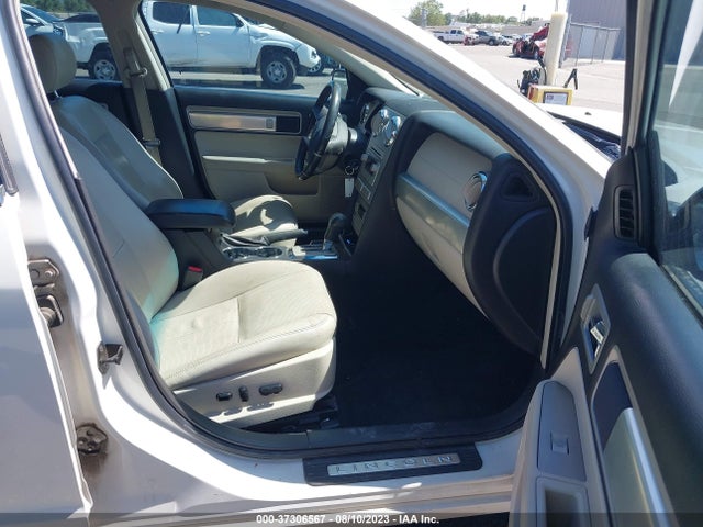 2008 LINCOLN MKZ VIN: 3LNHM26T28R629142