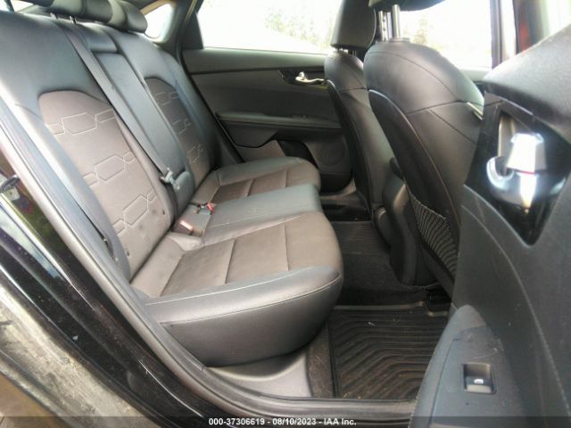 3KPF34AD4ME300437 KIA Forte Gt-line
