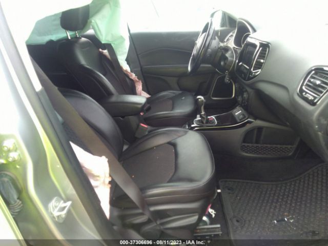 3C4NJCBBXKT844393 Jeep Compass Altitude
